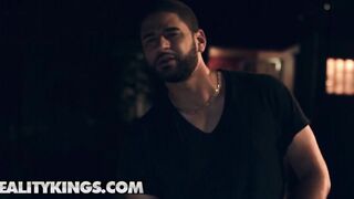 Reality Kings - Phat booty hispanic Luna Performer gets spitroasted