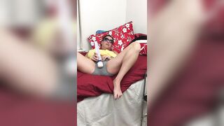 Making myself cum on my sex toys and finger bang!