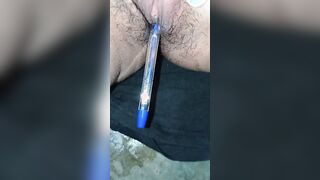 Turned On desi women masturbating with a pen