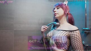 Beauty shower and long toy helped me cum AliceBong