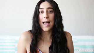 Sweet Blonde and a sexy Dark Hair - The Right Chemistry