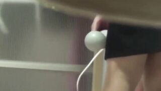 She strips and squeals as wand hits wet spot as voyeur films