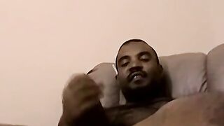 Cigar guys jerk off while getting sloppy head