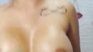 Amateur Babe Webcam Fuck with Cumshot
