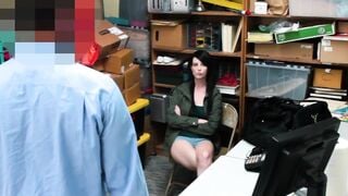 Alex Harper plowed by officer Justin Magnum's cock