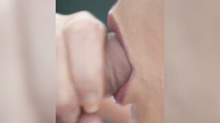 Sinnlicher ASMR-Blowjob – von einer deutschen Amateurin trocken gelutscht