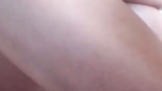 Allyssamay: Squirting Milf's Webcam Show
