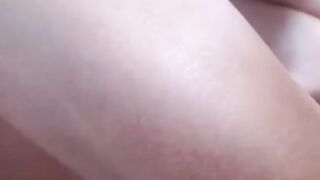 Allyssamay: Squirting Milf's Webcam Show