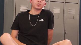 Twinks Milo and Bruno bareback hard then cum together