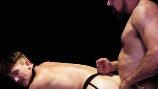 Ripped Max Sargent drives energy into Colton Foxs tight hole