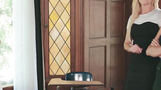 India Summer helps Karlee Grey lick professor to pass class Hoe 2
