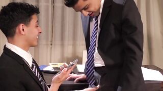 Straight Felix takes first raw cock from hung Bruno