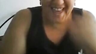 Madura latina amateur en webcam se pone cachonda