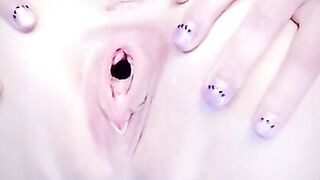 Ashley gapes her tight blonde pussy on webcam