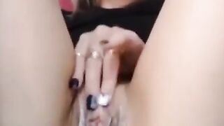 Hot Amateur Girl Shows Off Her Body on Webcam