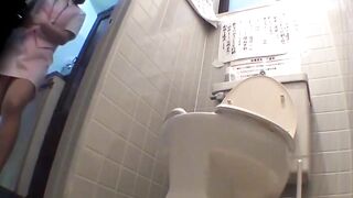 Cute Asian staff dump varied streams in the office toilet