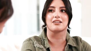 I know shes a lesbian,wanna lick that chubby pussy so bad