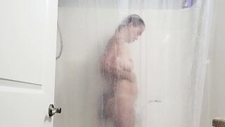 Big-titted babe's shower show