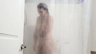 Big-titted babe's shower show