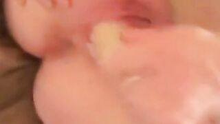 Mature MILF Fingering Herself to Orgasm