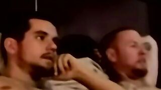Real amateur receives mouth service to cum geyser