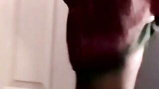 Amateur buddies jerk off before mutual cum explosion