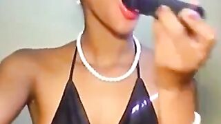 Ebony Girl Toying Creamy Webcam Show