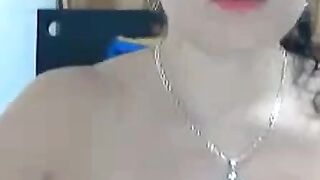 Hot Colombian Mature Beauty on Webcam