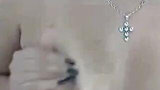 Hot Colombian Mature Beauty on Webcam