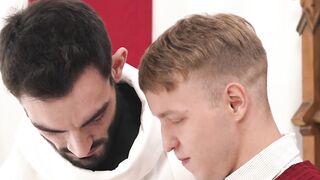 Jack Aries fills Noah Whites holy asshole with thick creamy cum