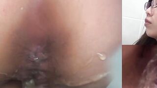 Asian Masturbation Squirt Show - Pee Play with Hairless Bush