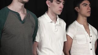 Horny Hunk Seans Xaviers Fucks His Obediant Bottom Boys in Threesome
