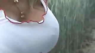 Blondie's Hot Summer Affair - Public Beach Fucking