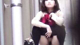 Hairy Bush Asian Girls Outdoor Orgy - Close-up Peeing Compilation
