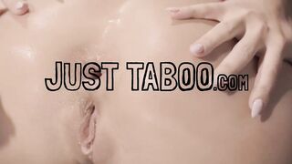 Expert Tutorial - How To Gapeful MILF Teaches You Anal Stretching Techniques