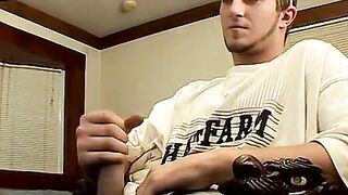 Thugs Chill Time - Hot Thuggish Stud Jerking Off & Shooting A Huge Load
