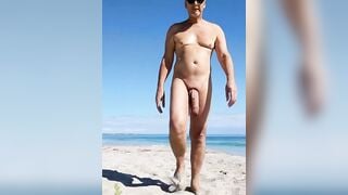 Public Flashers - Beach Babe Gets Flashed By A Stranger
