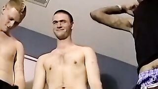 Ebony Amateur Slurps White Guy's Dick Then Rides Raw - Interracial Porn