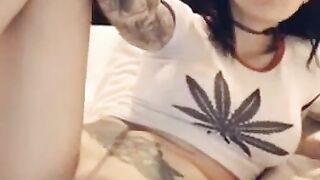 Amature Hottie's Sensual Self-Exploration - POV Closeup