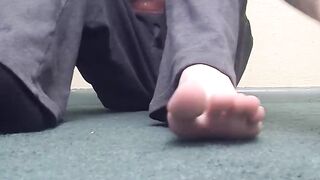 Straight-Guys-Fuck : Jocks Bareback Fuck in Delicatessen Bathroom