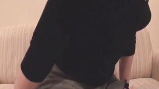 Exotic Japanse Babe Shows Off Her Gaping Asshole in Close-Up