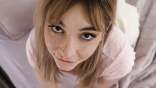 DemiHawkes - Step-Dad's Rough Love Makes Her Squirt
