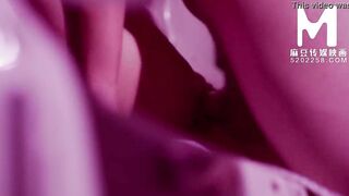 [Domestic] Madou Media Works/MTVQ5-Madou Bus Su Qingge 3P Sex 002/ View for Free