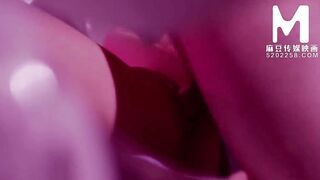[Domestic] Madou Media Works/MTVQ5-Madou Bus Su Qingge 3P Sex 002/ View for Free