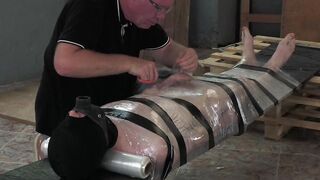PlastiWrapped - Hot MILF Jessie Murphys' Thick Load of Sperm