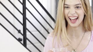 Blondies Khloe Kapri and Molly Little wants to see how far I can shoot my hot load