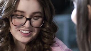 Lexi Luna finishes chores then buries face in stepdaughter dirty cunt