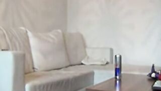 Deutsches blondes Amateurluder mit großen Titten