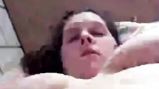 BBW Masturbates on Webcam