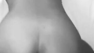 Filipina's Moaning Pleasure on Webcam
